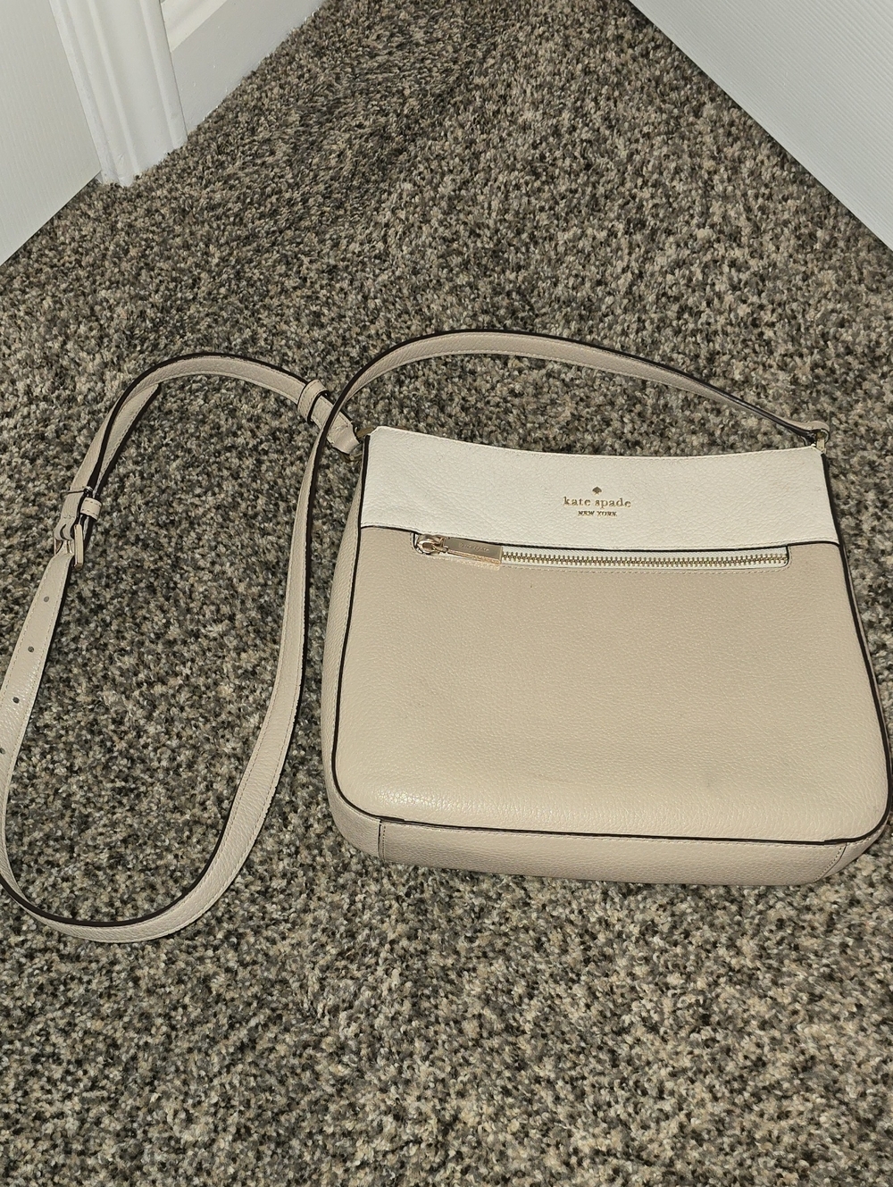 kate spade cream and off-white crossbody bag